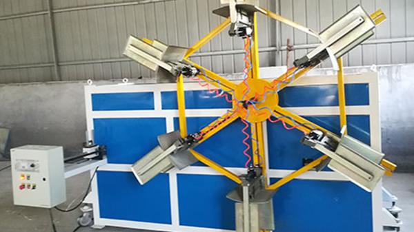 PE高速生產(chǎn)線(xiàn) PE高速生產(chǎn)線(xiàn)