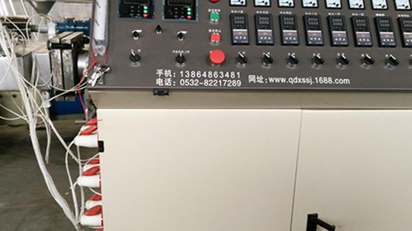 PVC管材設(shè)備 PVC管材設(shè)備