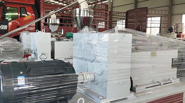 陰陽(yáng)護(hù)角線(xiàn)生產(chǎn)設(shè)備 陰陽(yáng)護(hù)角線(xiàn)生產(chǎn)設(shè)備