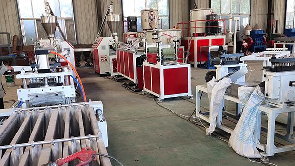 一出八陰陽(yáng)護(hù)角線(xiàn)生產(chǎn)設(shè)備 一出八陰陽(yáng)護(hù)角線(xiàn)生產(chǎn)設(shè)備